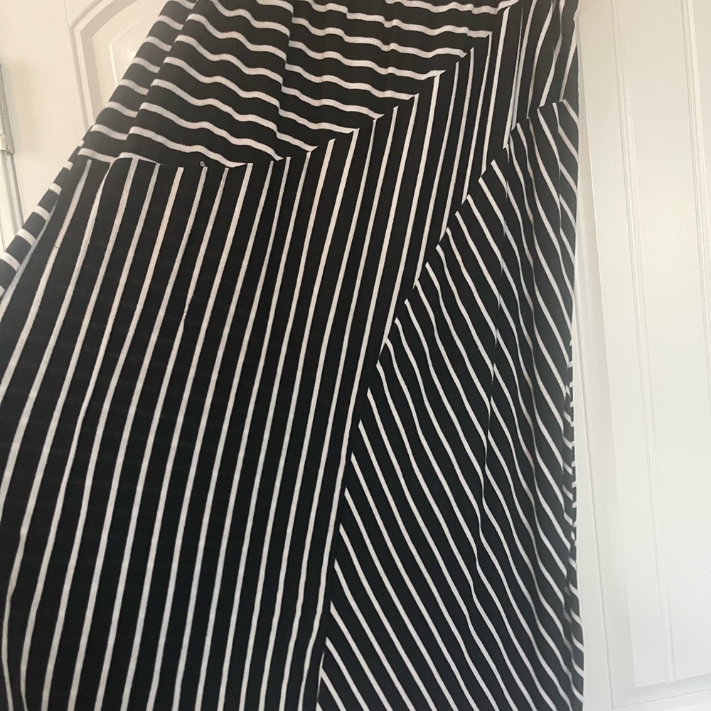 Black and White Striped Women's Maxi Skirt no pockets 2XL - Picture 3 of 6